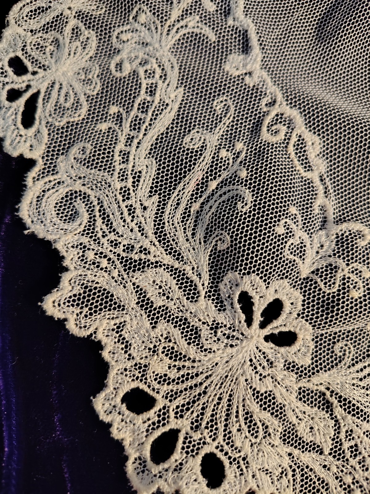 Vintage Lappet Scarf 36″ Ivory Net Lace Machine Embroidered Rectangle Runner