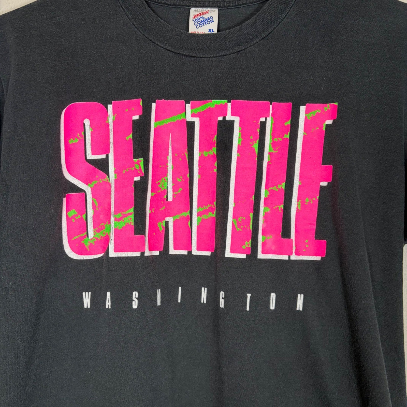 Vintage Jerzees Seattle Washington T Shirt Black Neon Pink Green XL Made in USA