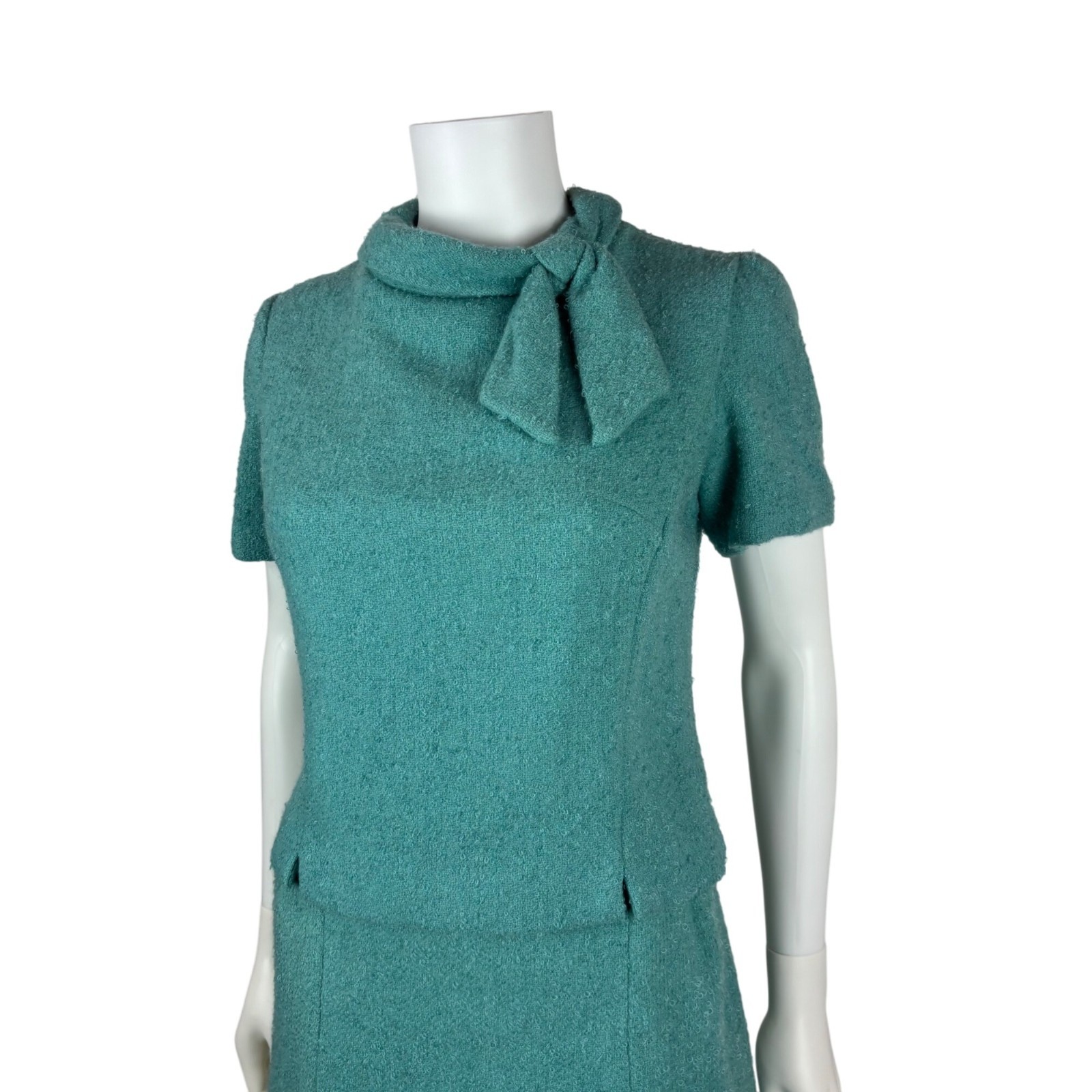 Vintage 60s Blue Suit Set Womens XS Bouclé Top & Skirt Bow Collar Mid-Century
