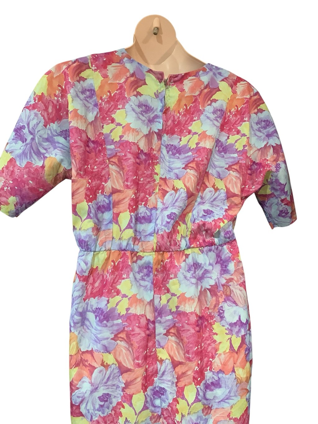 Vntg 60’s Women’s handmade Volup water color Floral Midi Dress, Pink and Purple