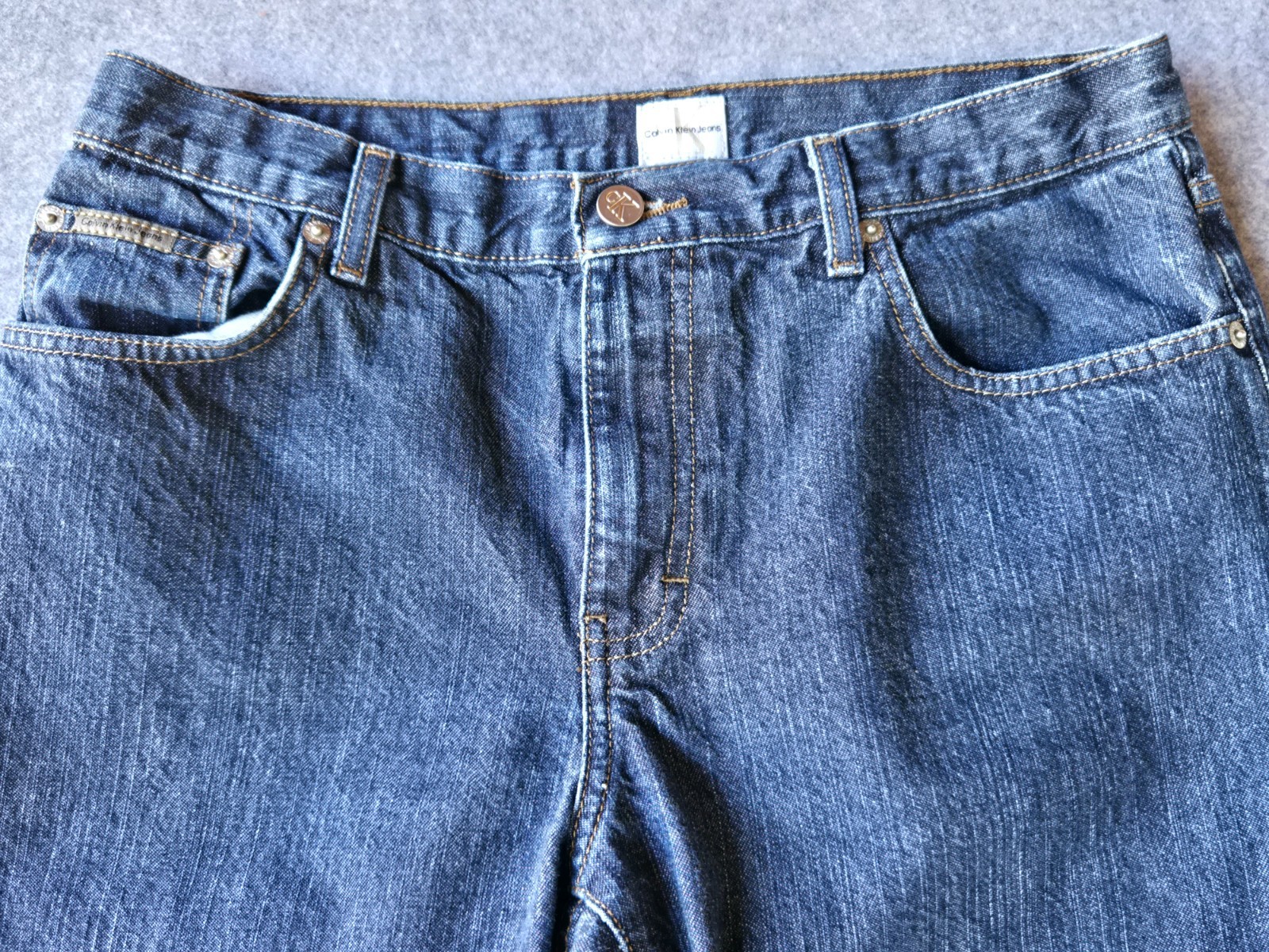 Calvin Klein Jeans Women’s Low Rider Strait Leg Medium Blue Wash Size 10 (32×29)