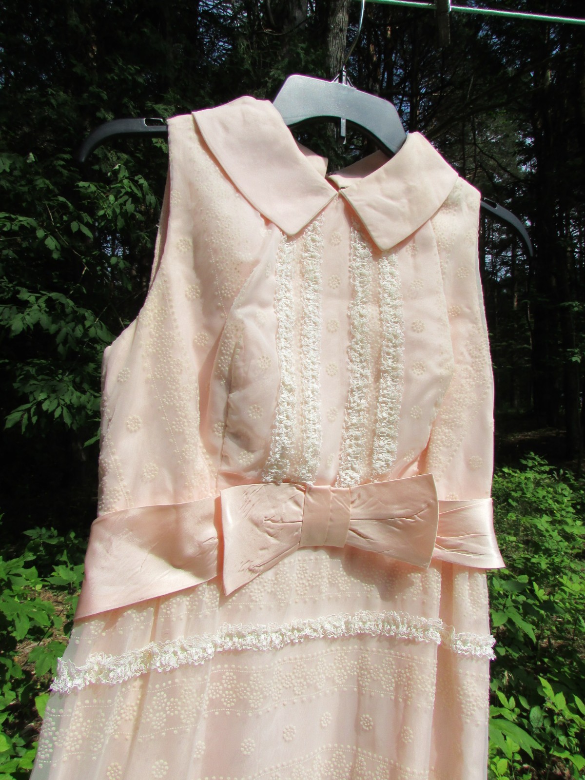 Vintage Pale Pink Handmade White Lace Bow Short Sleeve Long Ball Gown Size S