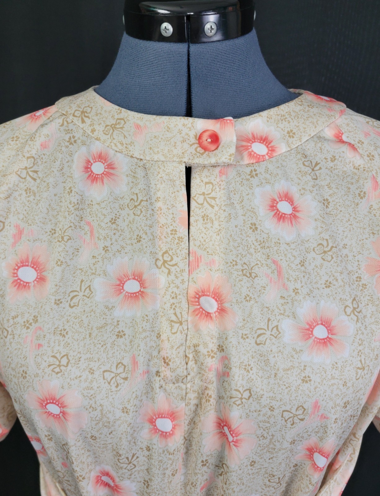 Vintage Cream/Gold/Coral Floral Dress w Wrap Around Overblouse Size XL?
