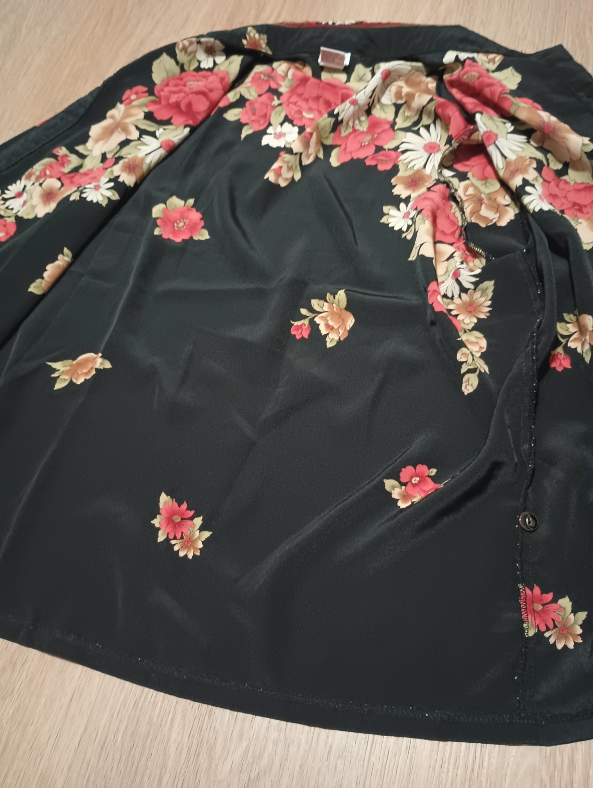 Vtg 80s Floral Bouquet Draped Button Up Blouse Top kitsch baroque M
