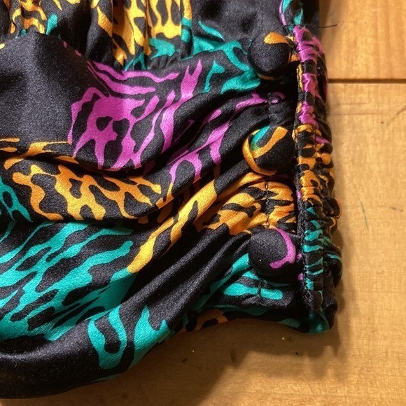 Lloyd Williams 100% Silk Blouse Vintage Abstract Animal Print Mock Neck Festival