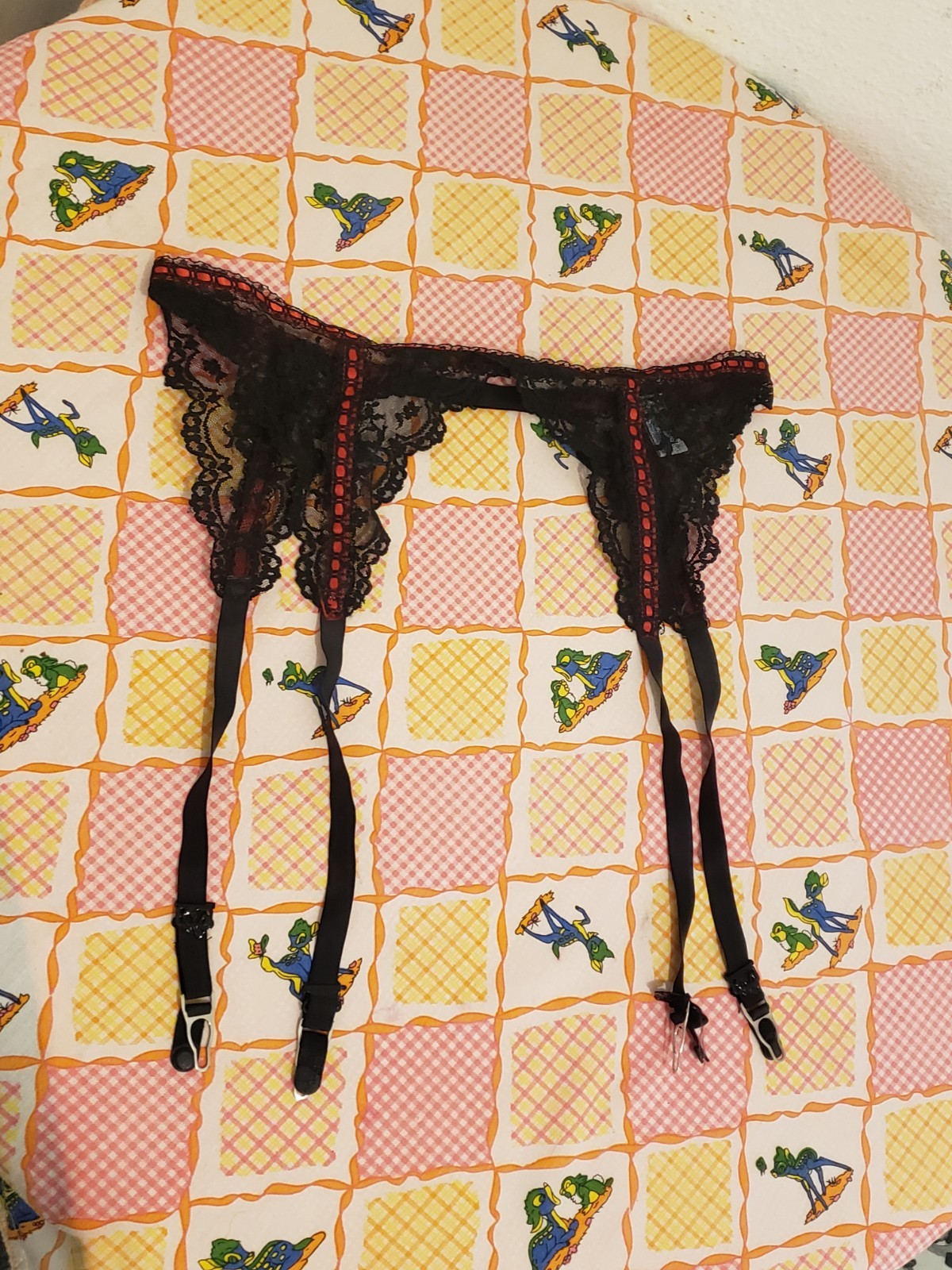 Vtg 70s Glydons Black Red Sz M Lace Garter Belt Made USA Lingerie