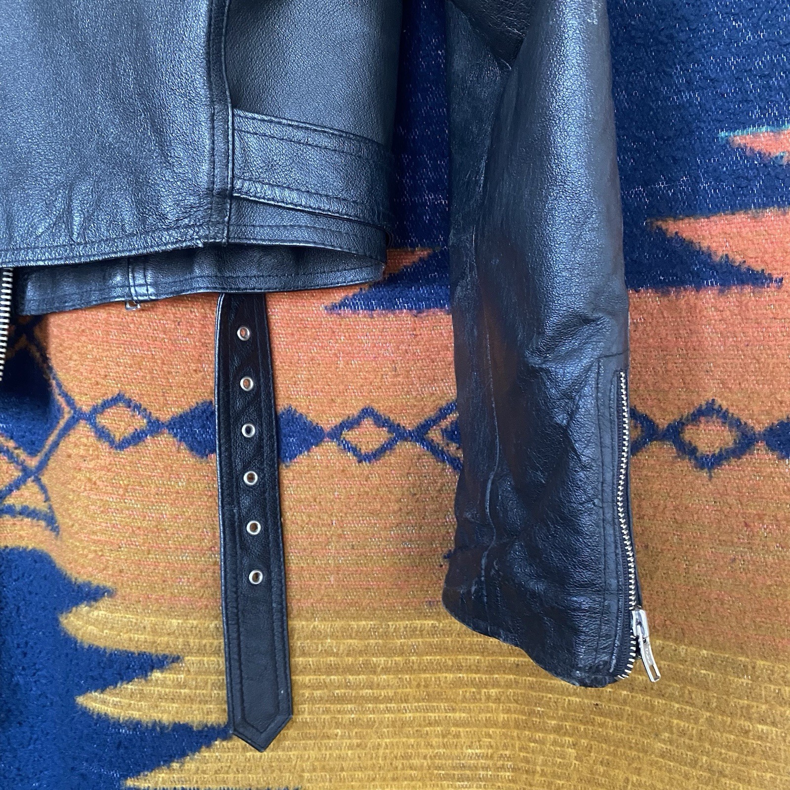 Vintage Taxi 80’s Leather Cropped Jacket. Biker Core. Motorcycle. Unisex. Large.