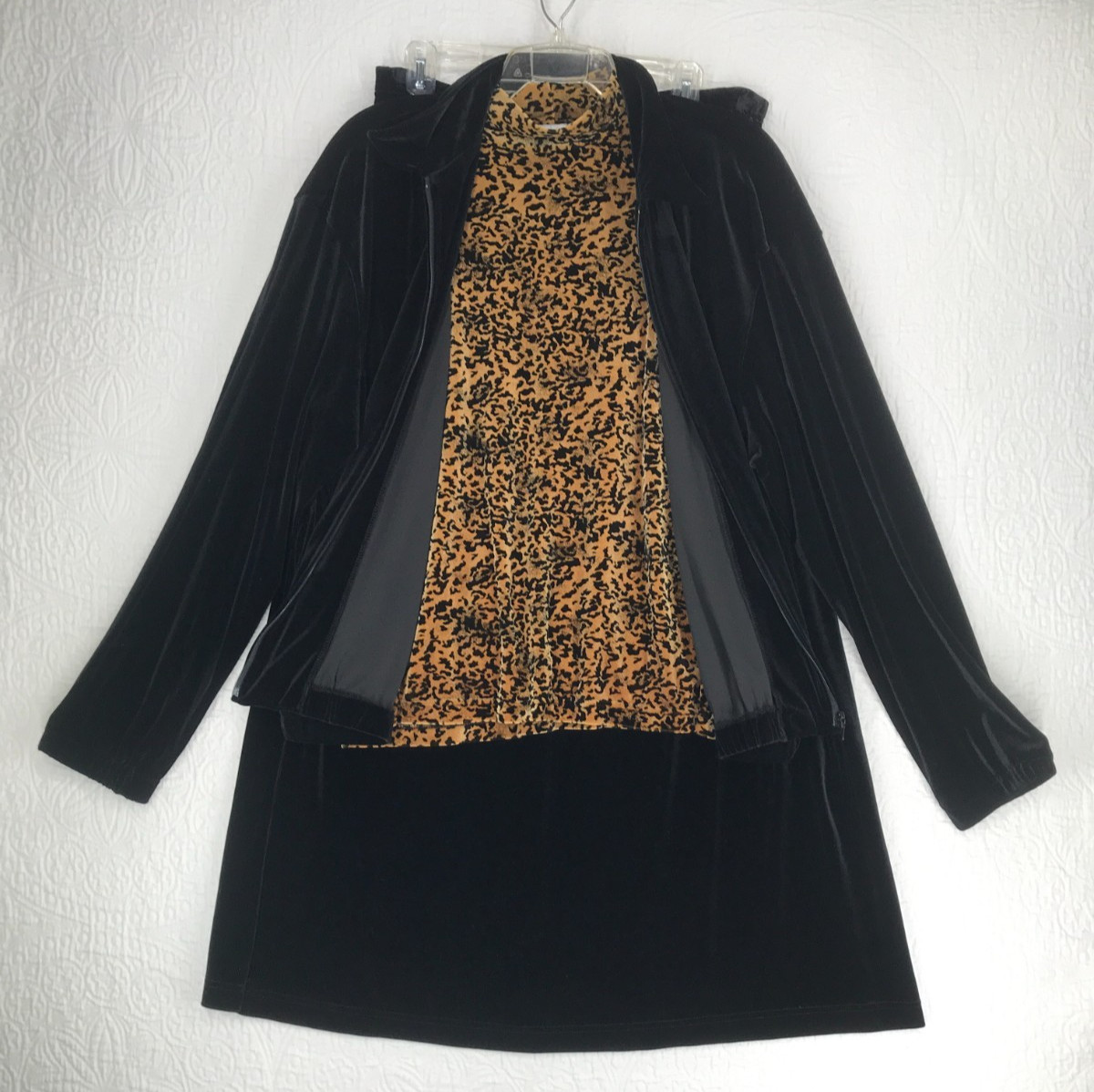 Vintage Joan Leslie Velvet 3Pc Outfit Jacket /Top Sz XL Skirt Sz L Black Leopard