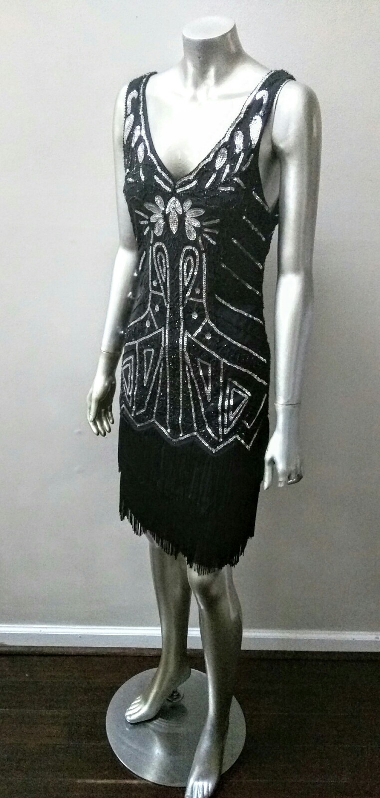 EMBROIDERED SILVER SEQUINS & BEADED OP ART TIERED FRINGED MOD FLAPPER DRESS S/M