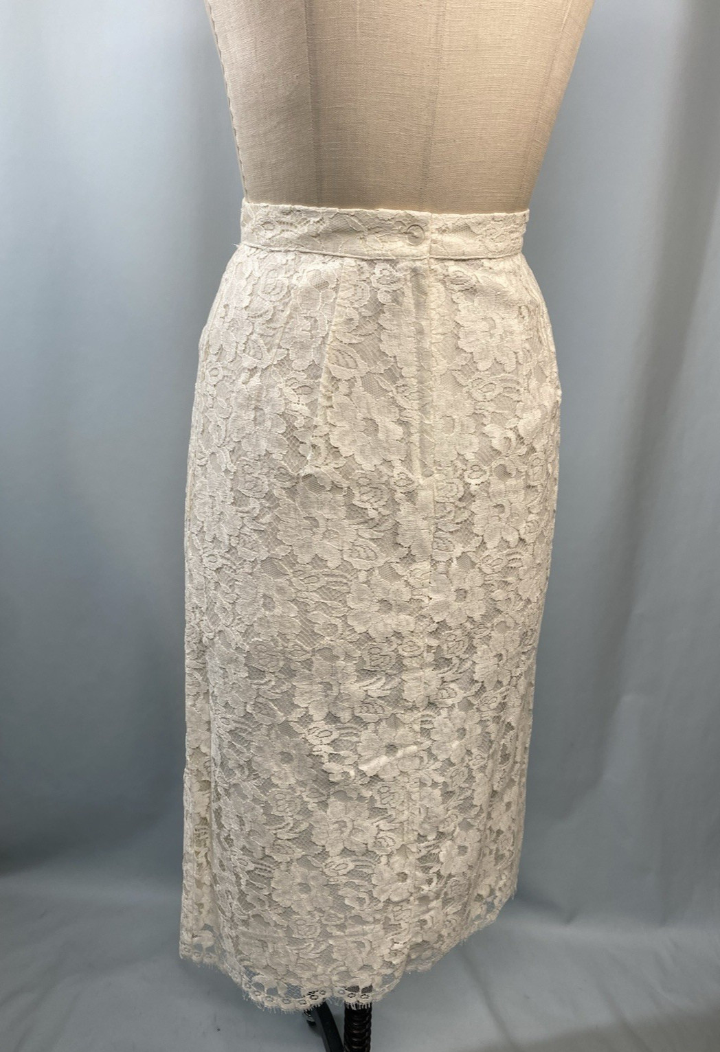 Vintage Skirt & top set SIZE SMALL 9/10 Ivory white lace wedding CACHET 80s 90s