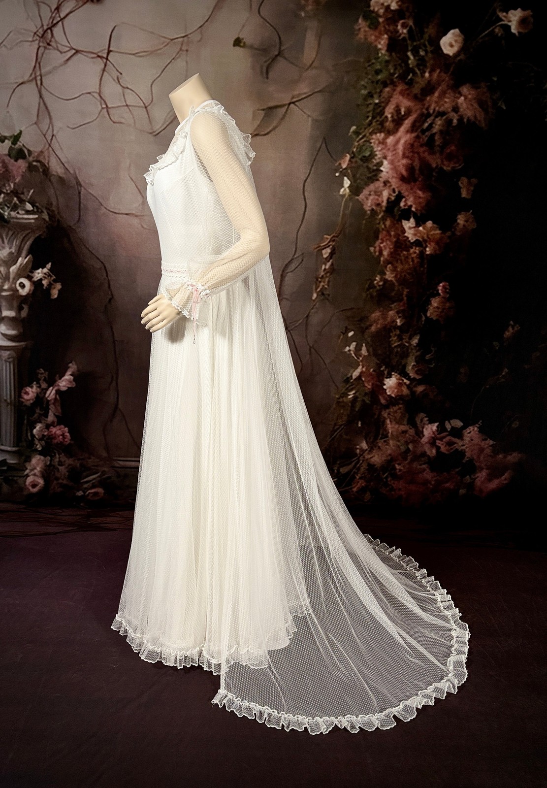 1960s Dotted Tulle Wedding Dress w/Princess Cape & Pink Silk Ribbon size 2/4