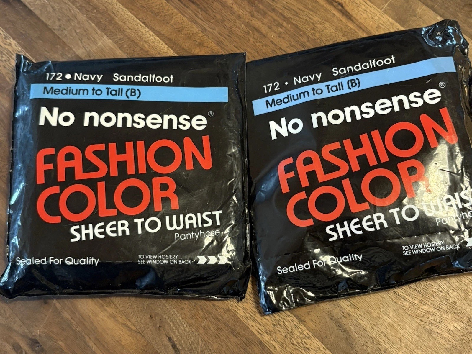 Two NOS No Nonsense Pantyhose NAVY Sandalfoot Med To Tall (B) 172