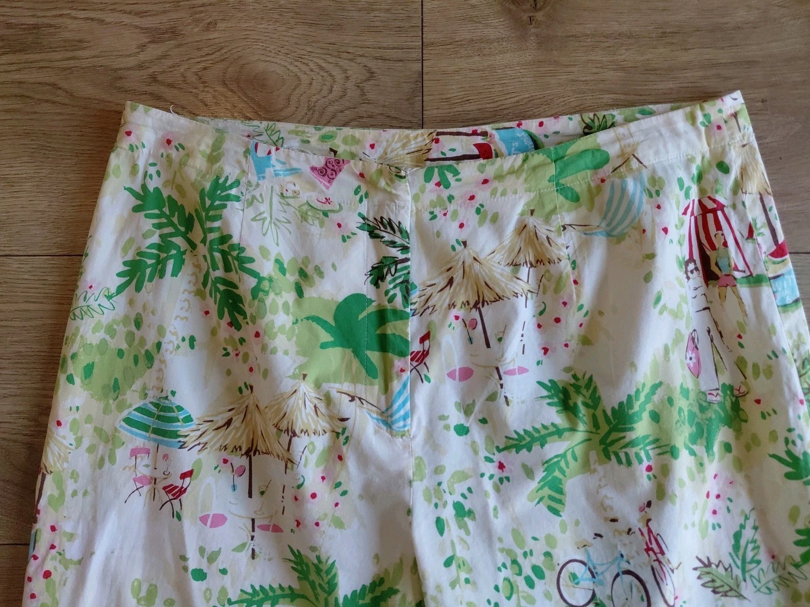 Avalin Vintage Women’s Capris Bicycle Novelty Print 12 Cream Green 1950 Style