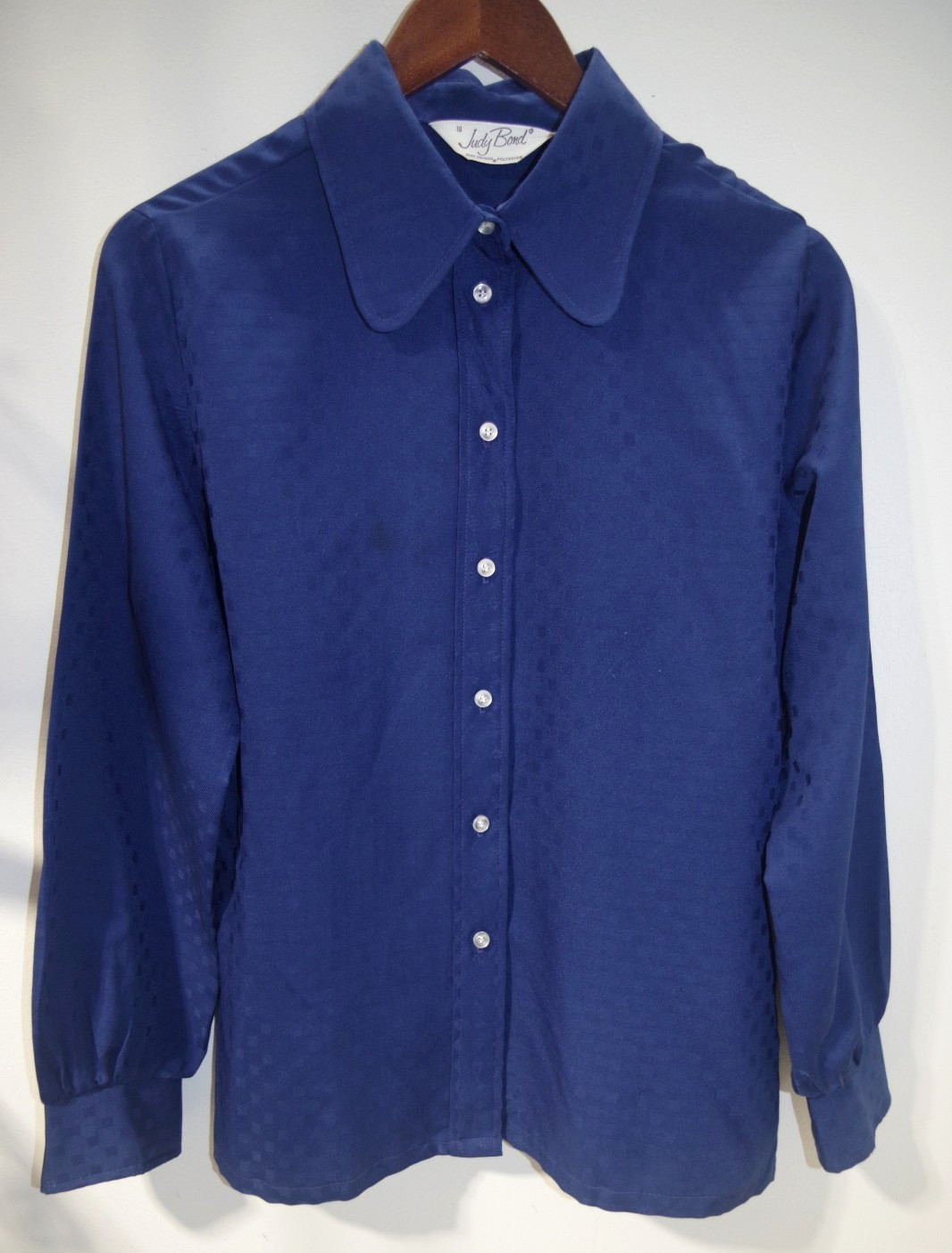 E JUDY BOND vintage 70s Navy Blue Geometric Shirt BLOUSE 18 Dacron Polyester