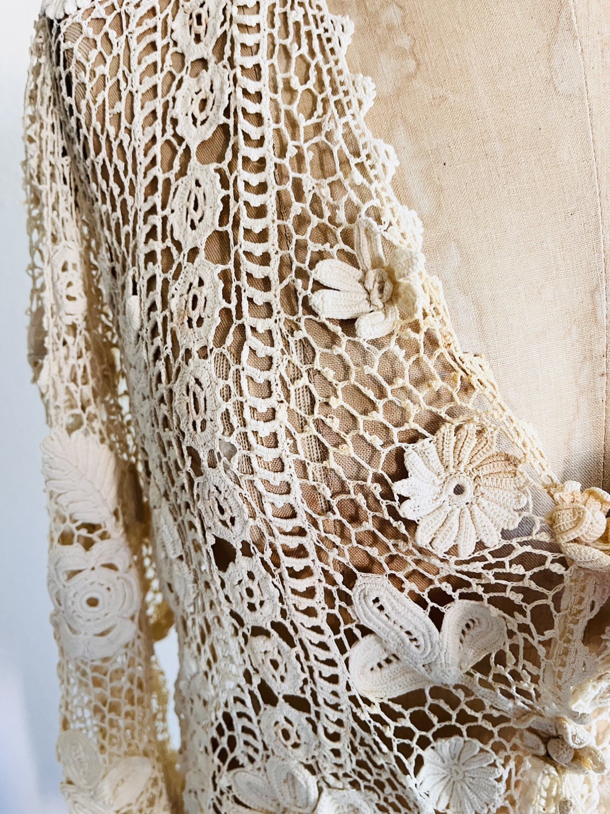 Antique Vctorian / Edwardian Croceted Irish Lace Jacket Handcrafted Floral Motif