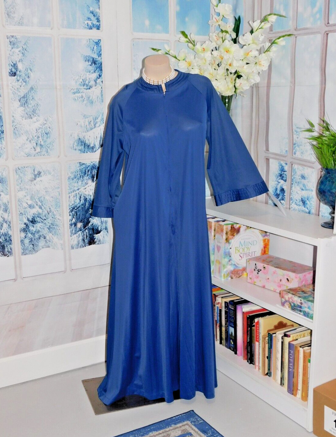 M Gilead Navy Blue Zipper front Robe Lingerie Side Pocket Excellent