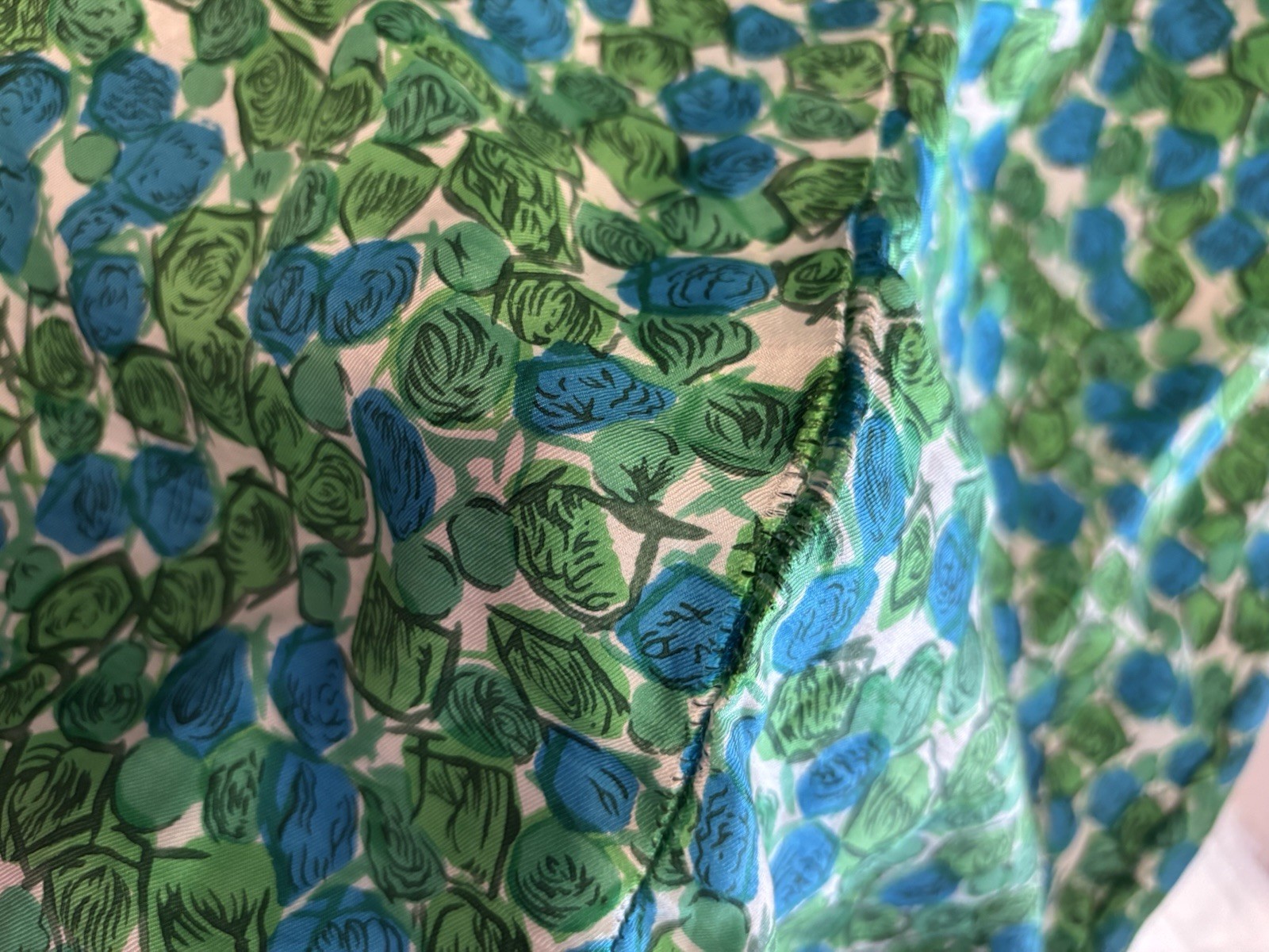 Vtg 60s Wiggle Dress Sheath Green Geomentric Print MCM Retro Garden party M FLAW