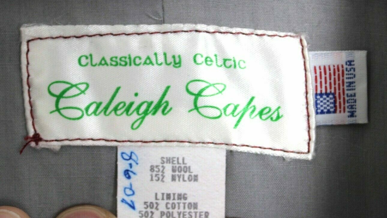Vintage Caleigh Capes Celtic Wool Blend Plaid Burgundy Multi Cape OSFM USA MADE