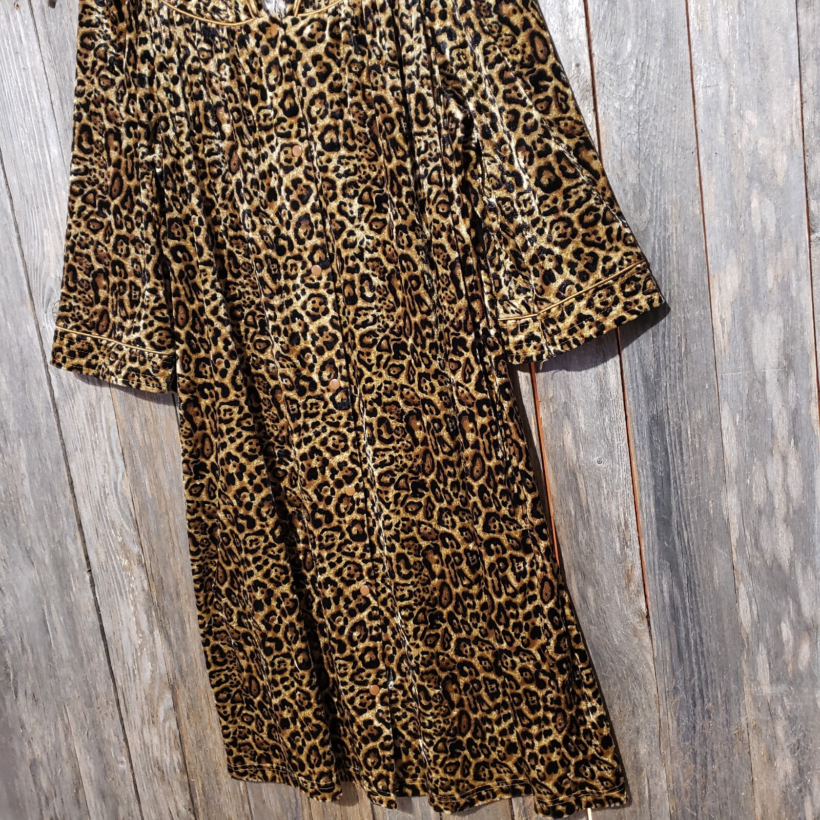 CS Vintage M Robe Cheetah Snap Brown Black Animal Print Pockets Glam Classic Mod