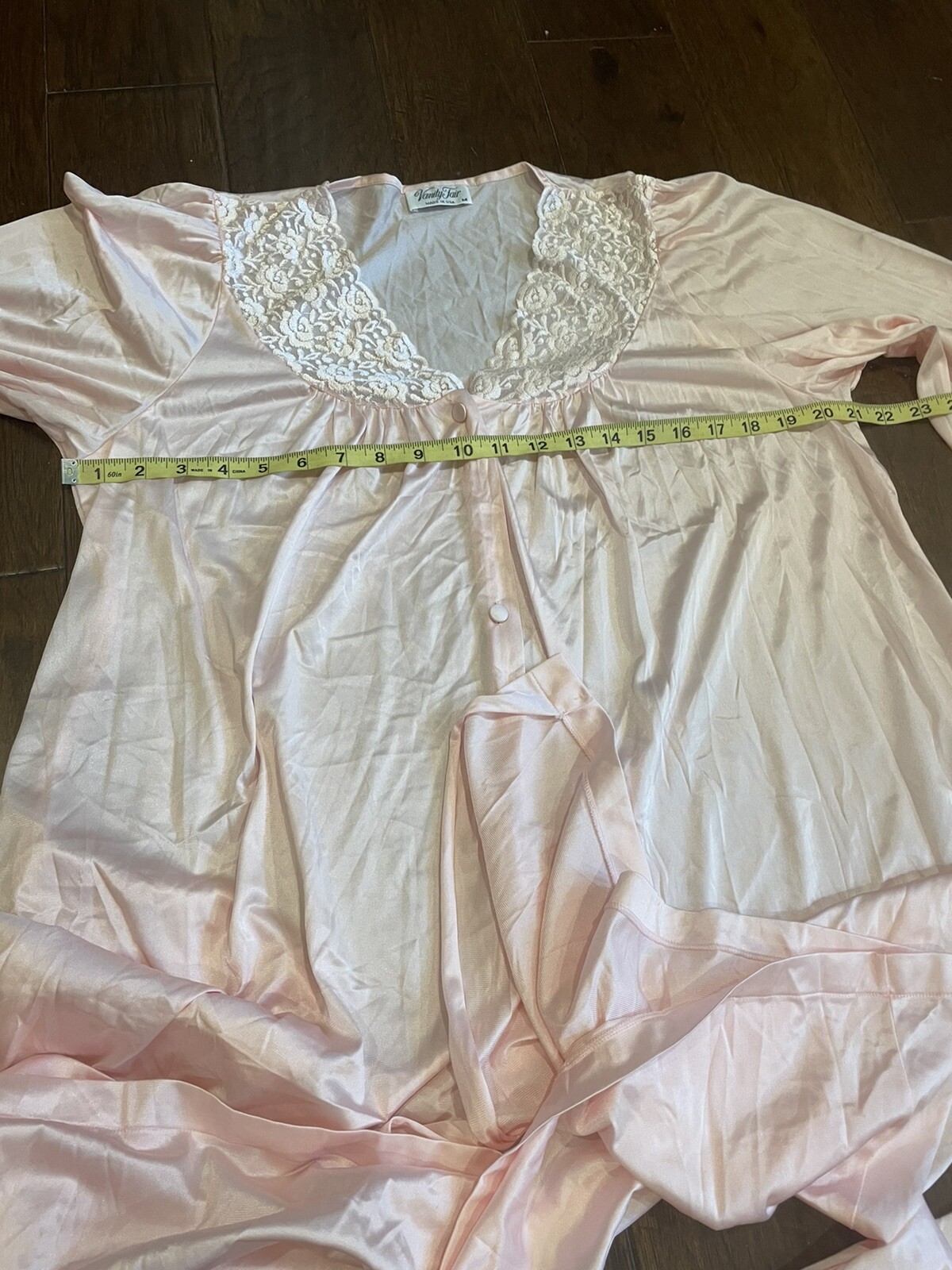 Vintage VANITY FAIR 2pc. Pajama Set PINK Top/Bottoms LOUNGE Nylon BUTTON UP sz M