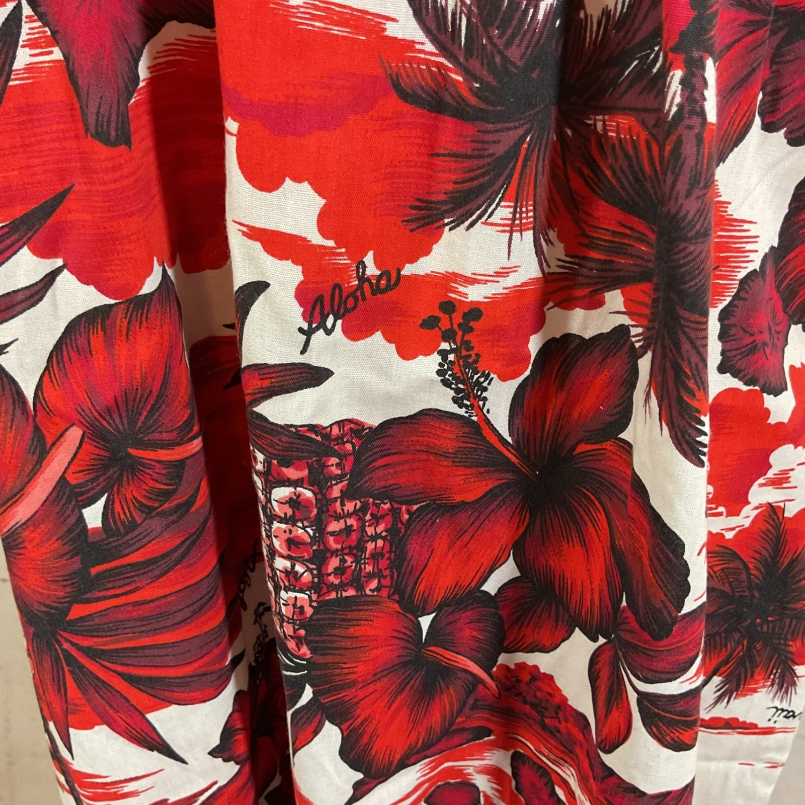 Vintage Made in Hawaii Red Tropical Hibiscus Floral Off Shoulder Muumuu Dress L