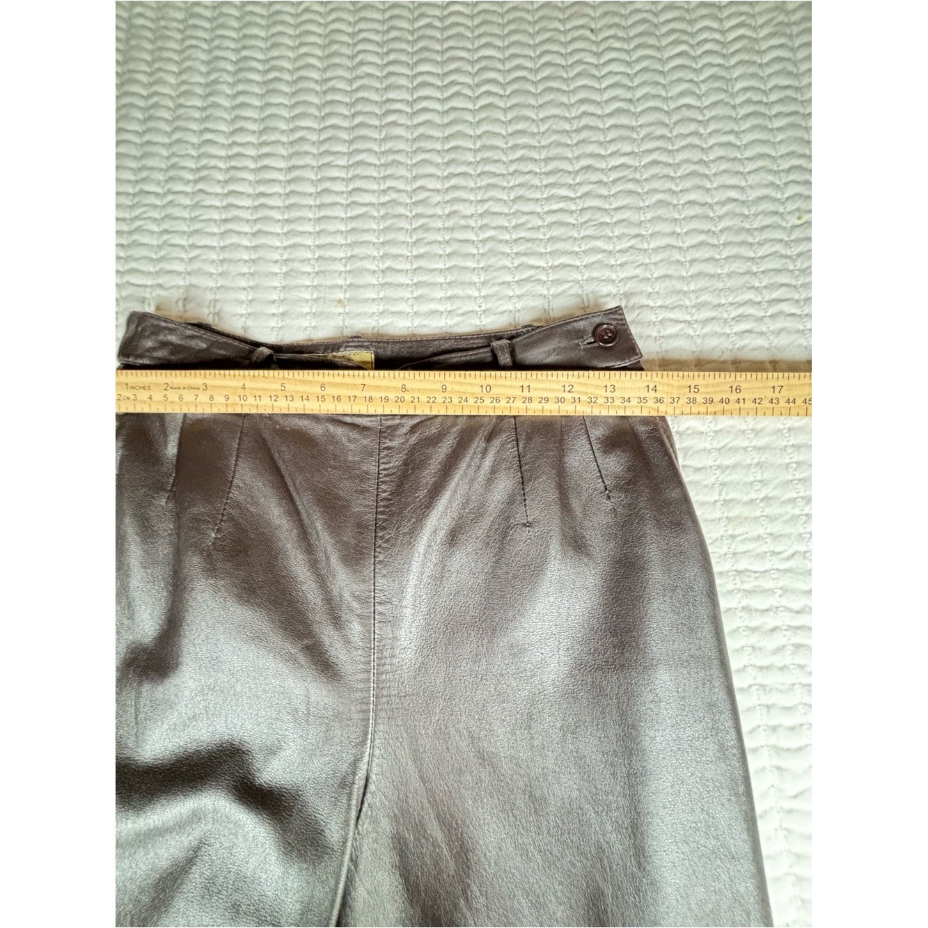 Sisley Italy Brown Leather Pants Women’s Size 28 High Waist Tapered Vintage