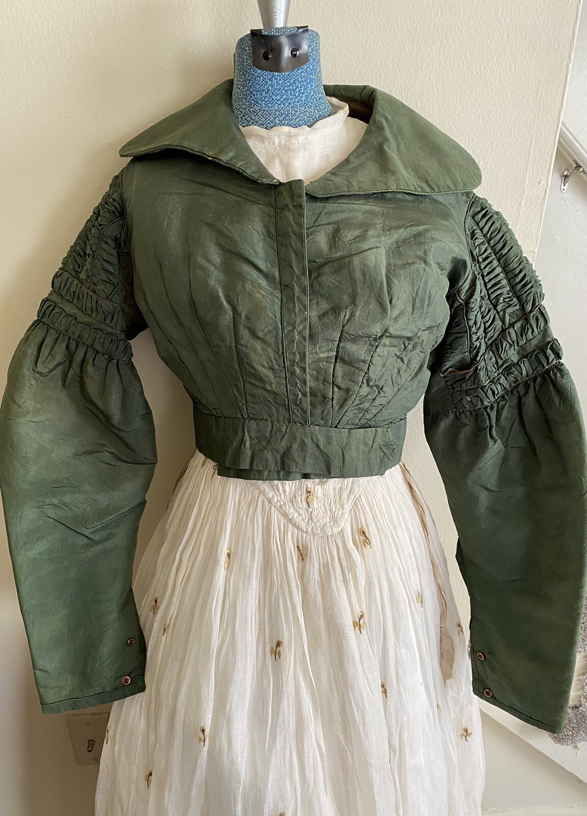 Rarest 1825 Regency Spencer Jacket Rich Emerald „Arsenic” Green Museum Quality!