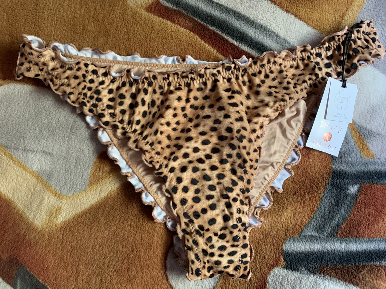 „ROAR” NYLON BIKINI PANTIES ANIMAL PRINT SILKY SOFT SIZE 8 – 10 M/L NWT
