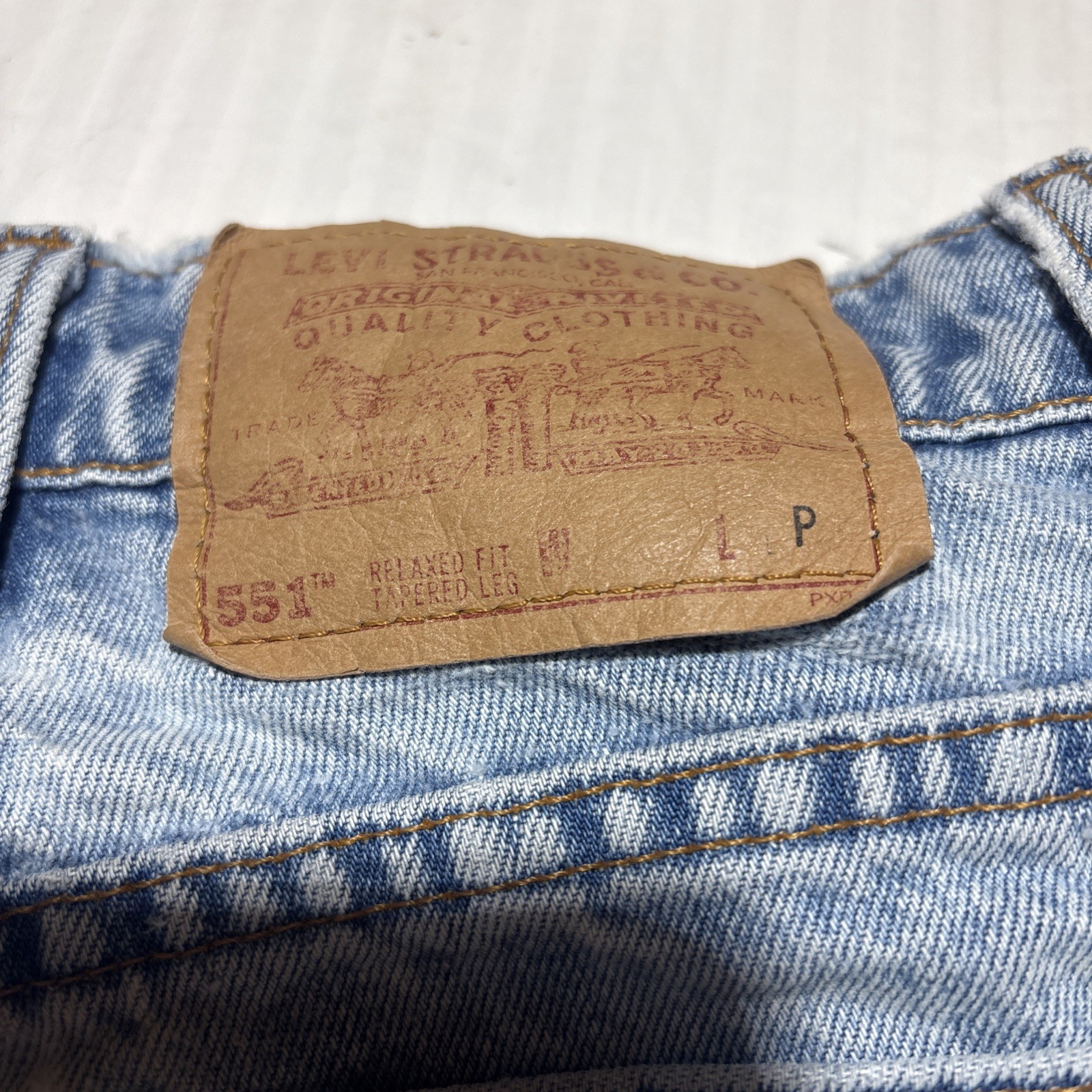 Vintage Levi’s 551 Red Tab 1995 90s Mom 11.5 Rise Jeans 6 Pet Distressed. 1050