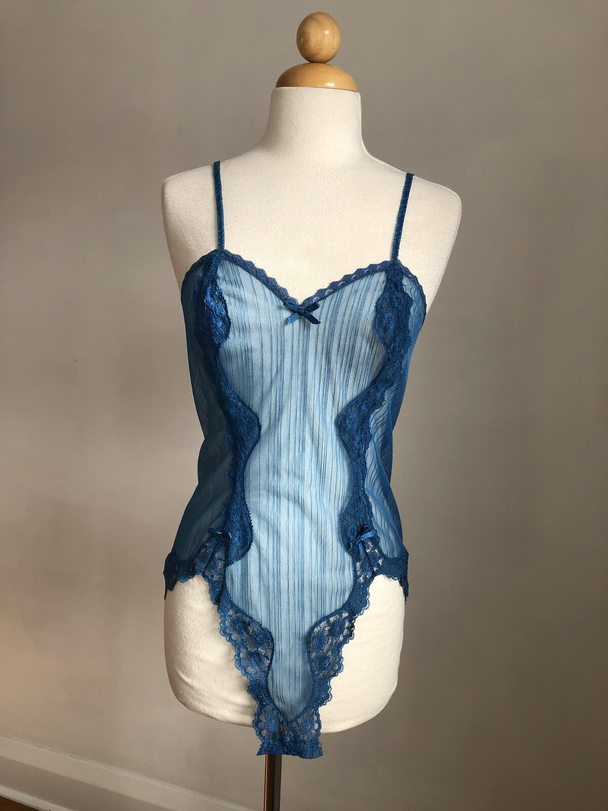 STUNNING VTG BLUSH Blue Chiffon Nylon & Lace Teddy Romper Lingerie SZ M
