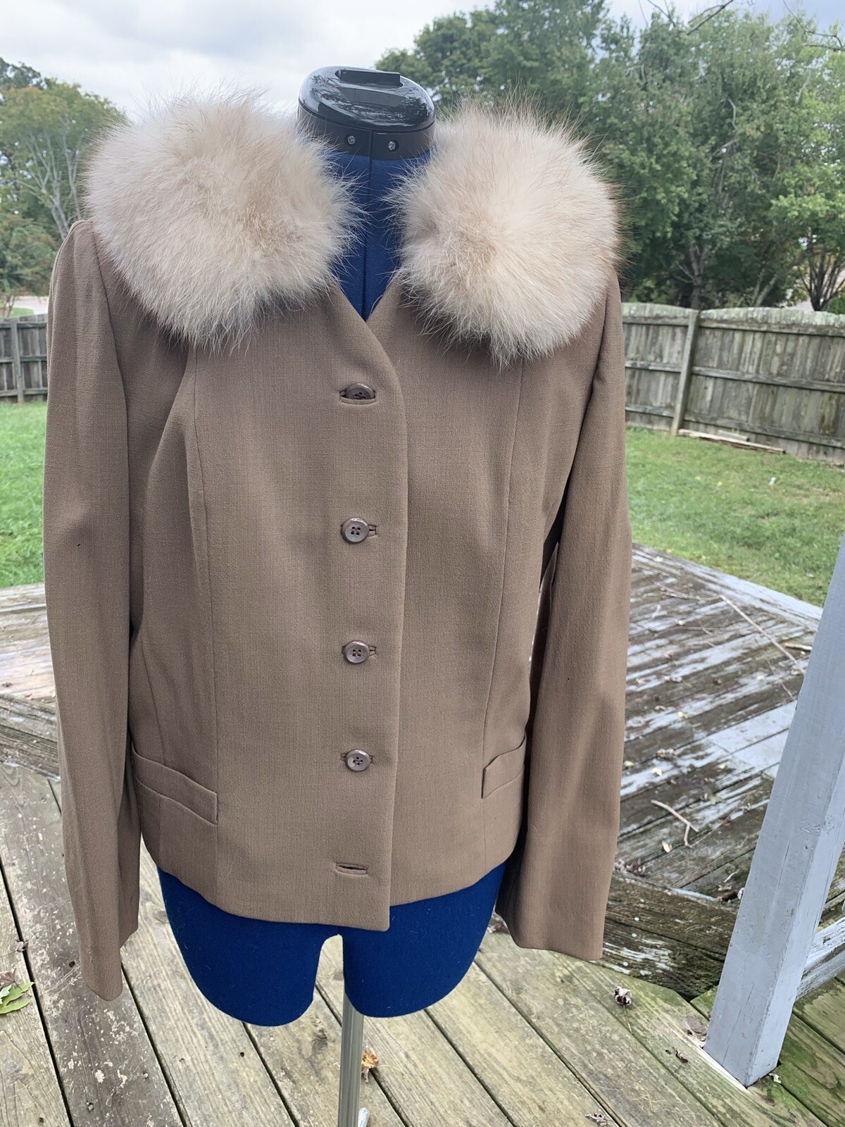 Rothmoor womens Taupe long sleeve fur collar button up jacket.
