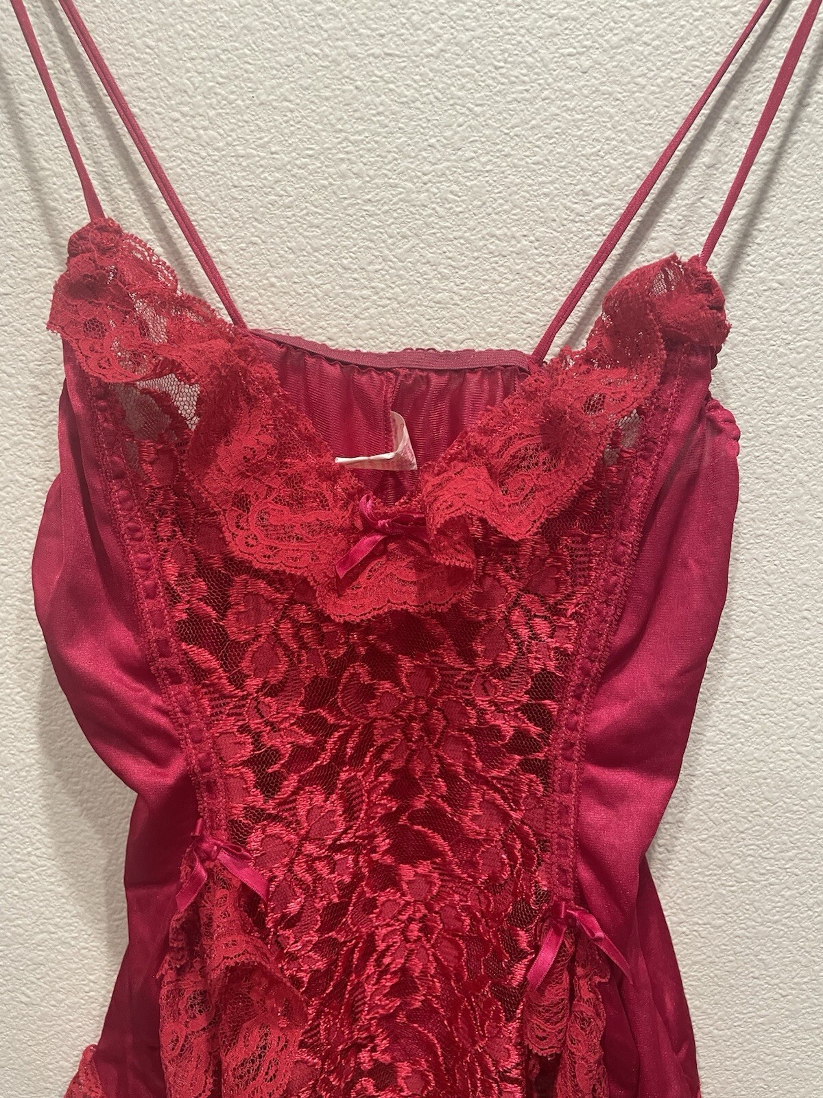 VTG Alana Gale Lingerie Tank Red SZ MEDIUM Lace Ruffle Sexy Bows Romantic Floral