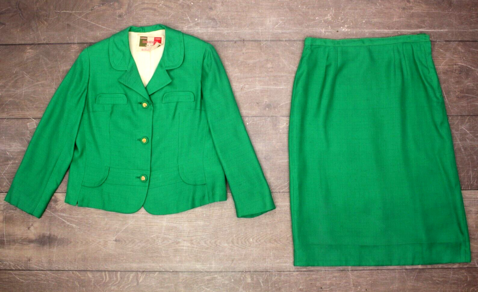 VTG Women’s 60s 2 Pc Kelly Green Dress Suit Set W/ Lion Head Buttons M/L 1960s