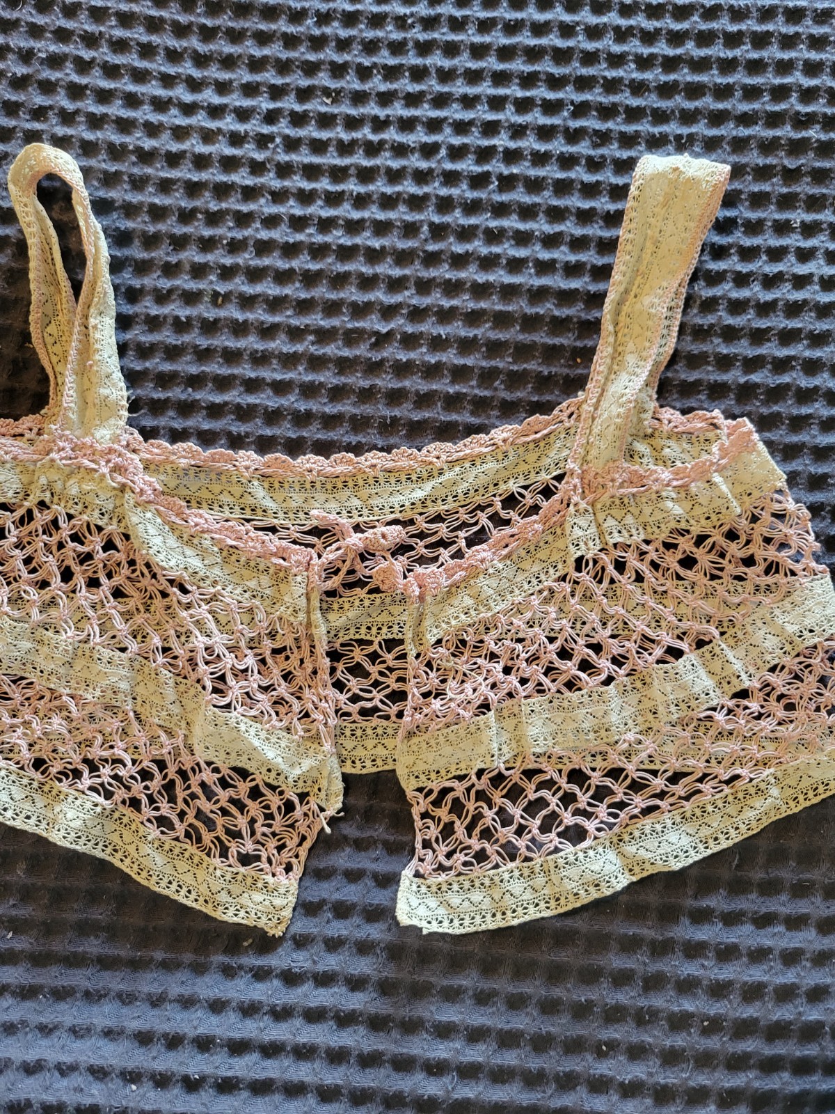 ANTIQUE VICTORIAN CROCHETAND LACE HANDMADE TINY DELICATE BRALETTE 1920s 30s XS