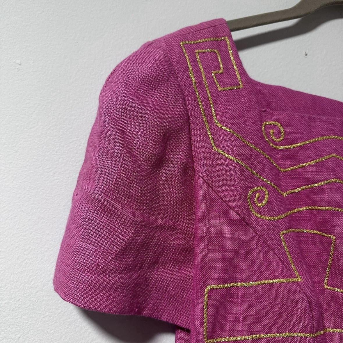 Vintage 80s Santa Fe Bright Pink Midi Dress Gold Embroidery Linen Women’s Sz 8