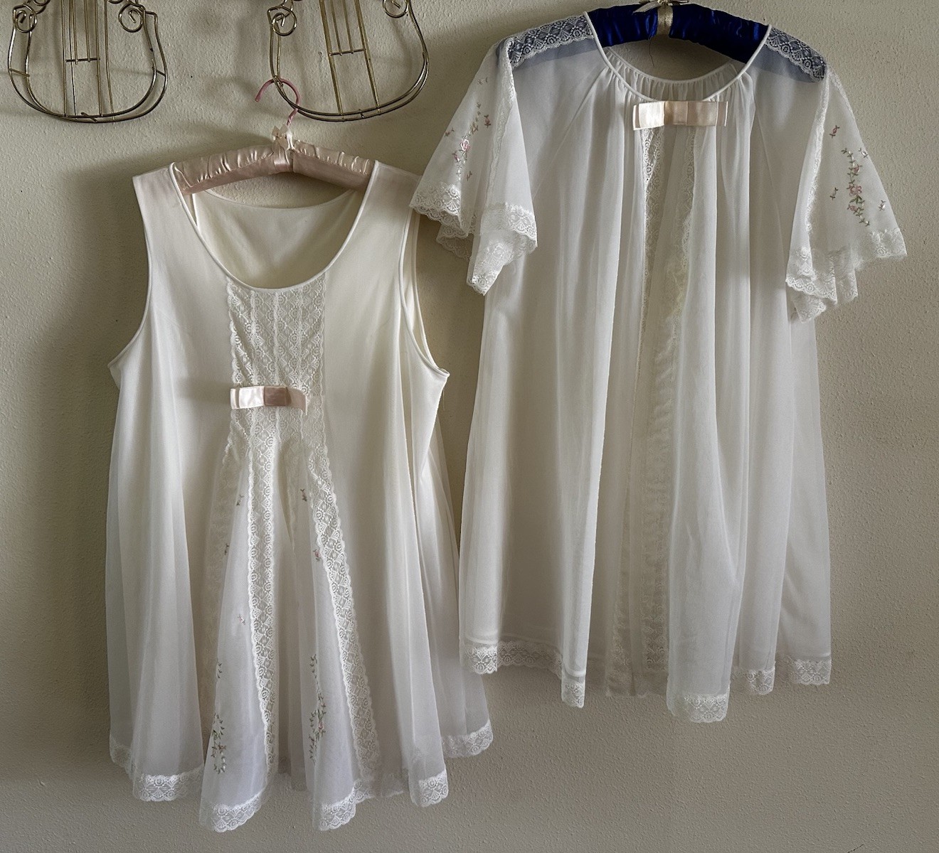 1960s Shadowline Nylon Peignoir Set M Babydoll Robe Lace Floral Sheer Boudoir