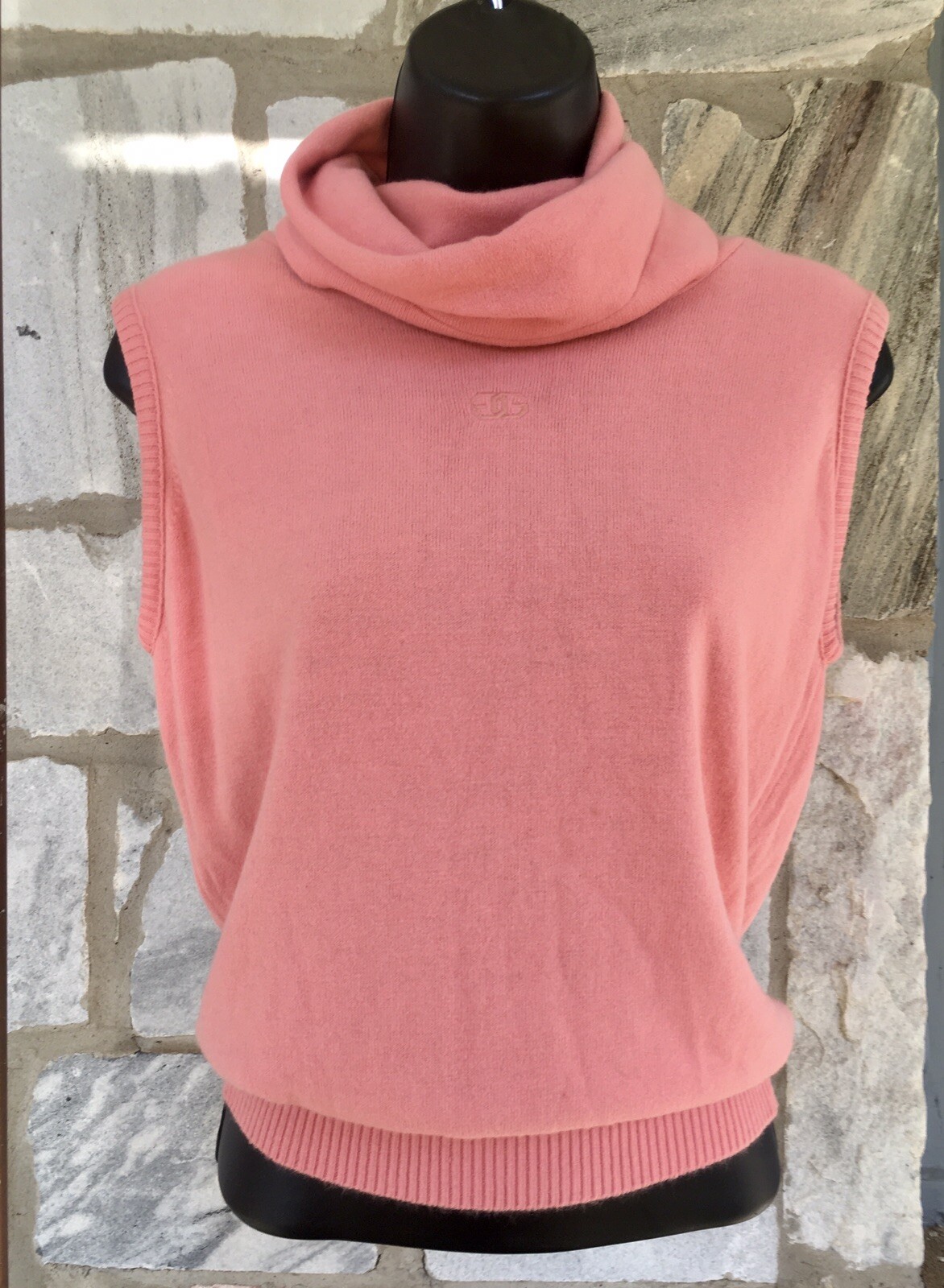 Givenchy Sport Sweater Vest, Givenchy Paris New York, Rare Item, Flamingo Pink