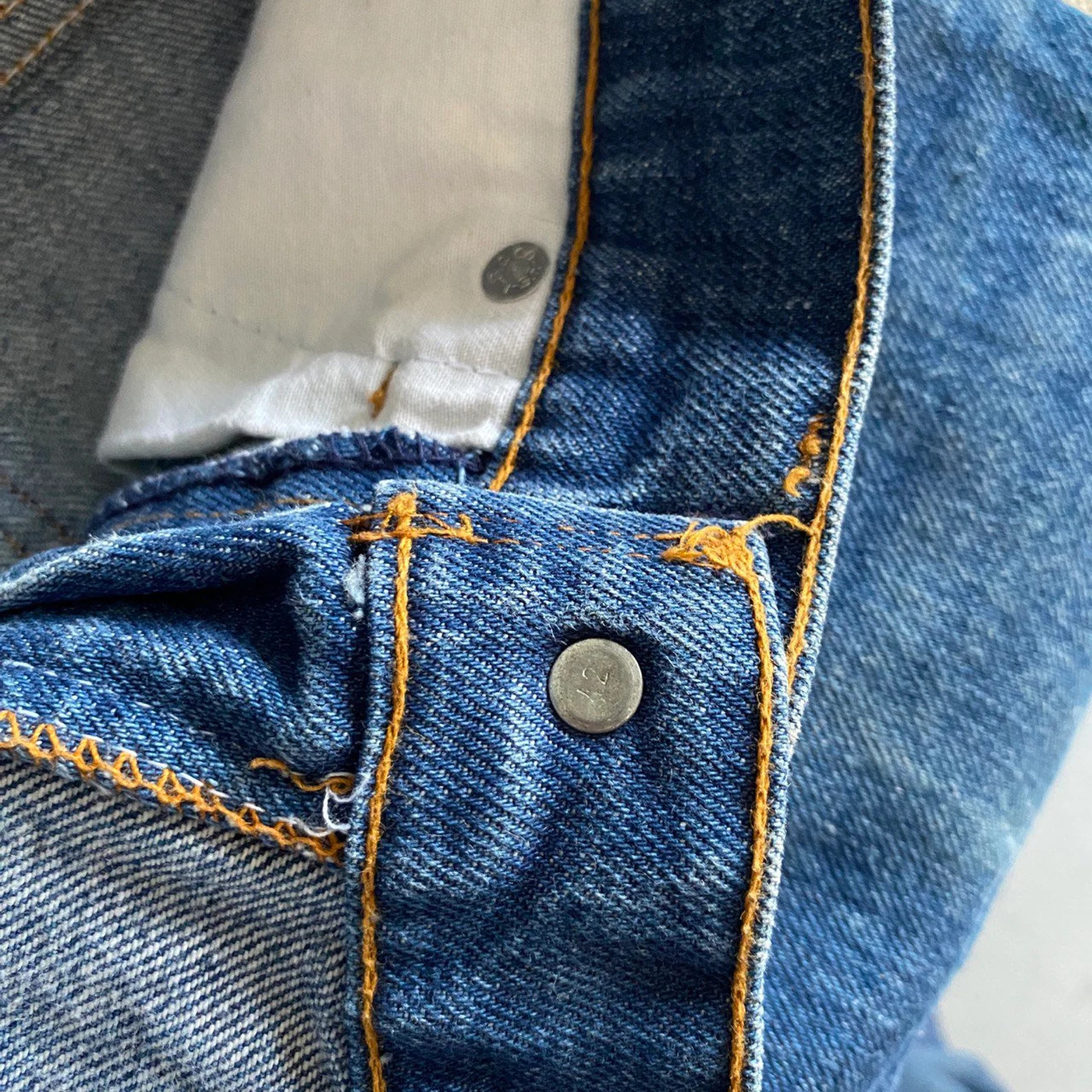 70s vintage Levis blue denim jeans made in USA talon 42 zip