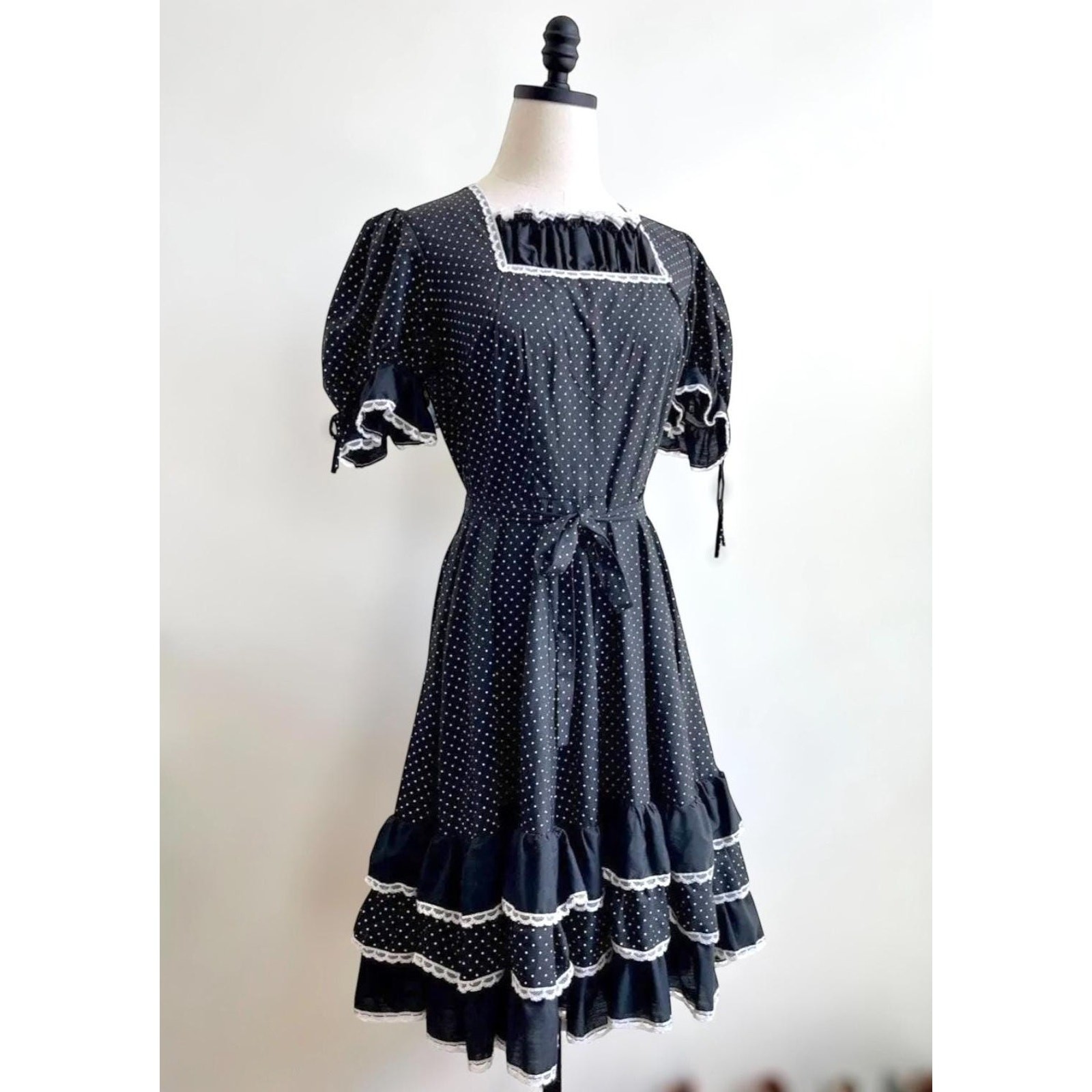 Vintage 50s Polka Dot Prairie Dress | Rockabilly Square Dance | Puff Sleeve | M
