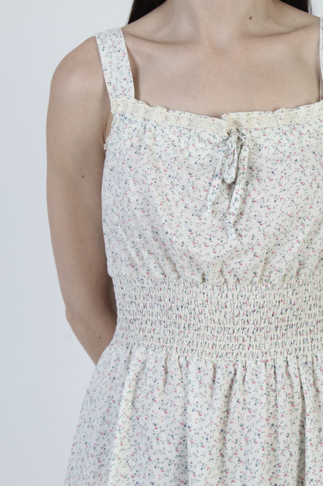 Vtg Off Wht Calico Floral Dress Smocked Boho Peasant Knee Length 70s Sundress