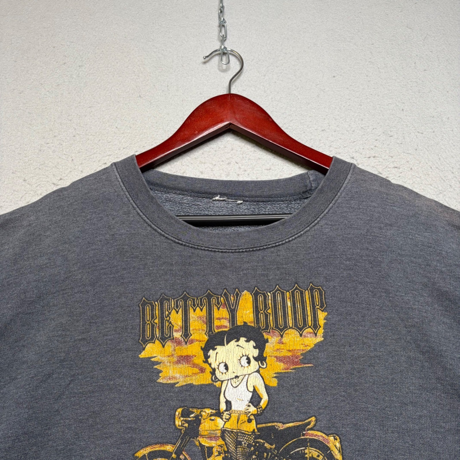 Betty Boop Sweatshirt Women XXL Gray Biker Motorcycle Vintage Oversized Graphic