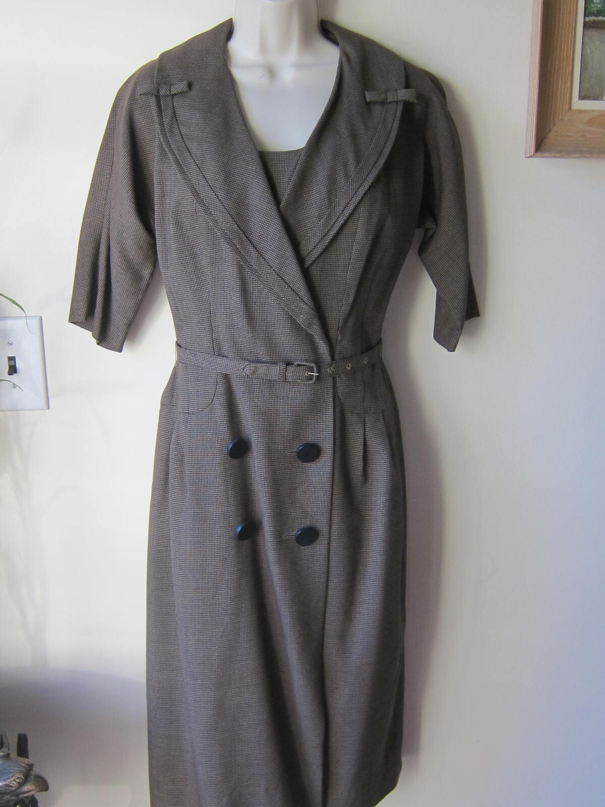 Stunning VTG 1950’s R & K Originals Tan Wrap Dress Large Collar 1/2 Sleeve Sz Sm