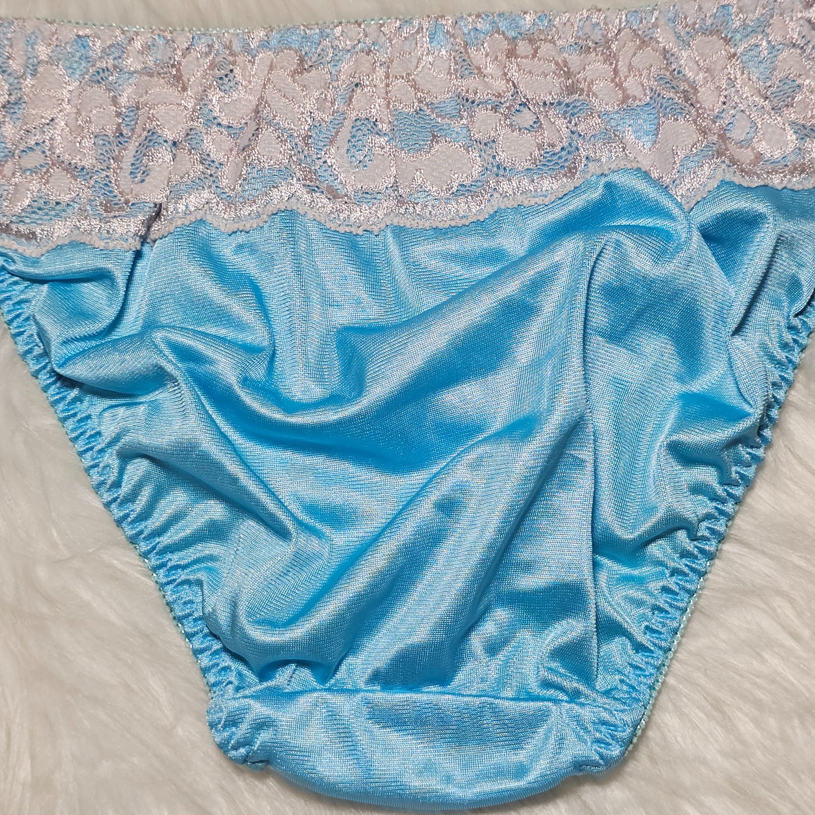 VTG Nylon Satin Panty Silky Blue Bikini Sissy Lace Brief Size Small Hip 32-36″