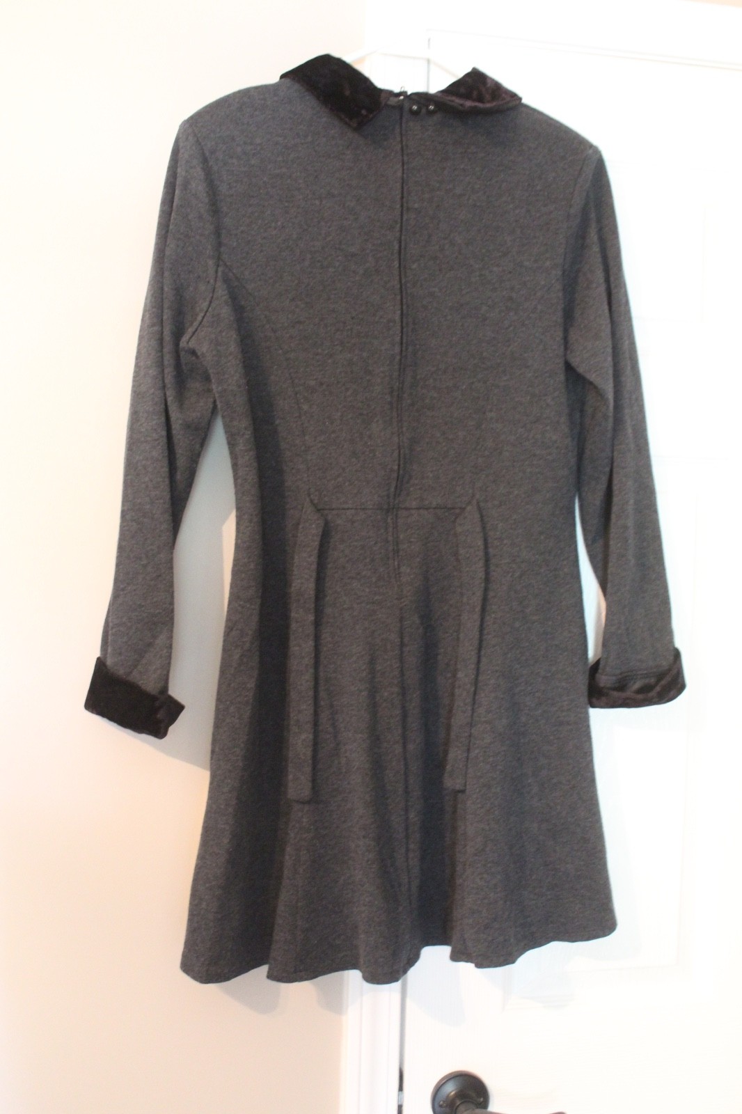 Vintage DBY Ltd 90’s Gray & Black Velvet Collared Dress Long Sleeve Fit & Flare