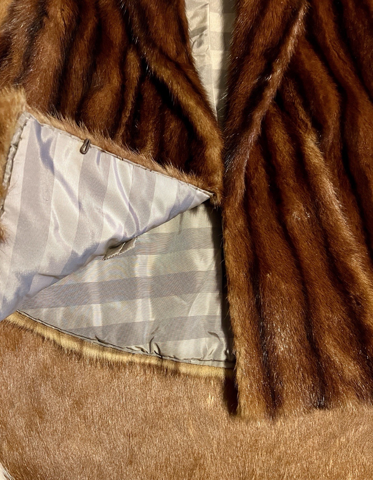 Vintage Chocolate Mink Stole with Pockets, Size XS/S