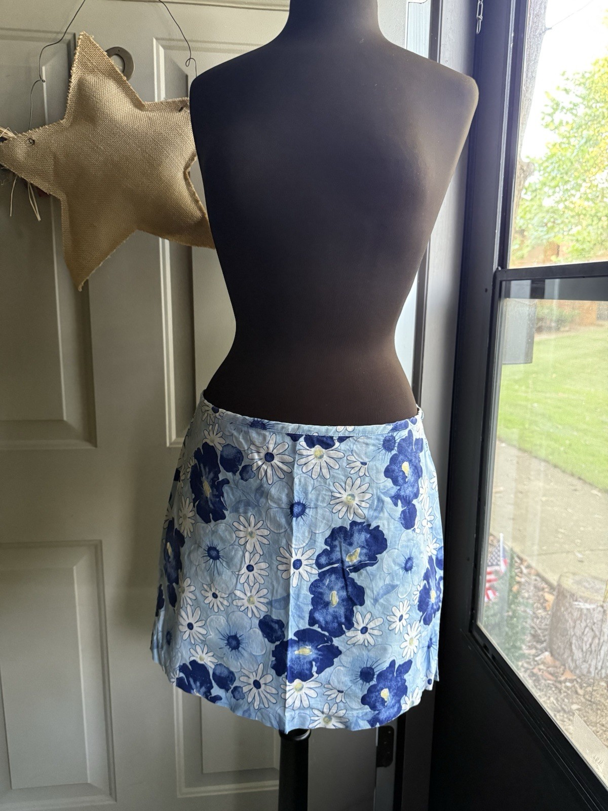 Vintage Tangents blue flower power mini skirt, size 13/14
