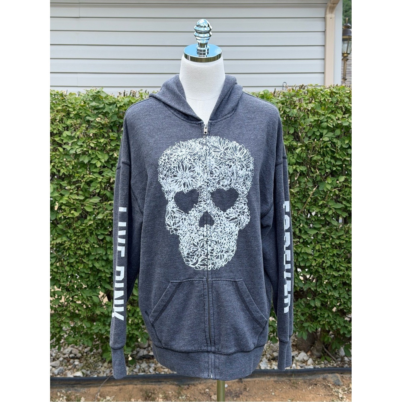 Rare PINK Victoria’s Secret Y2K Skull Rhinestone Zip Hoodie Gray Y2K Mall Goth