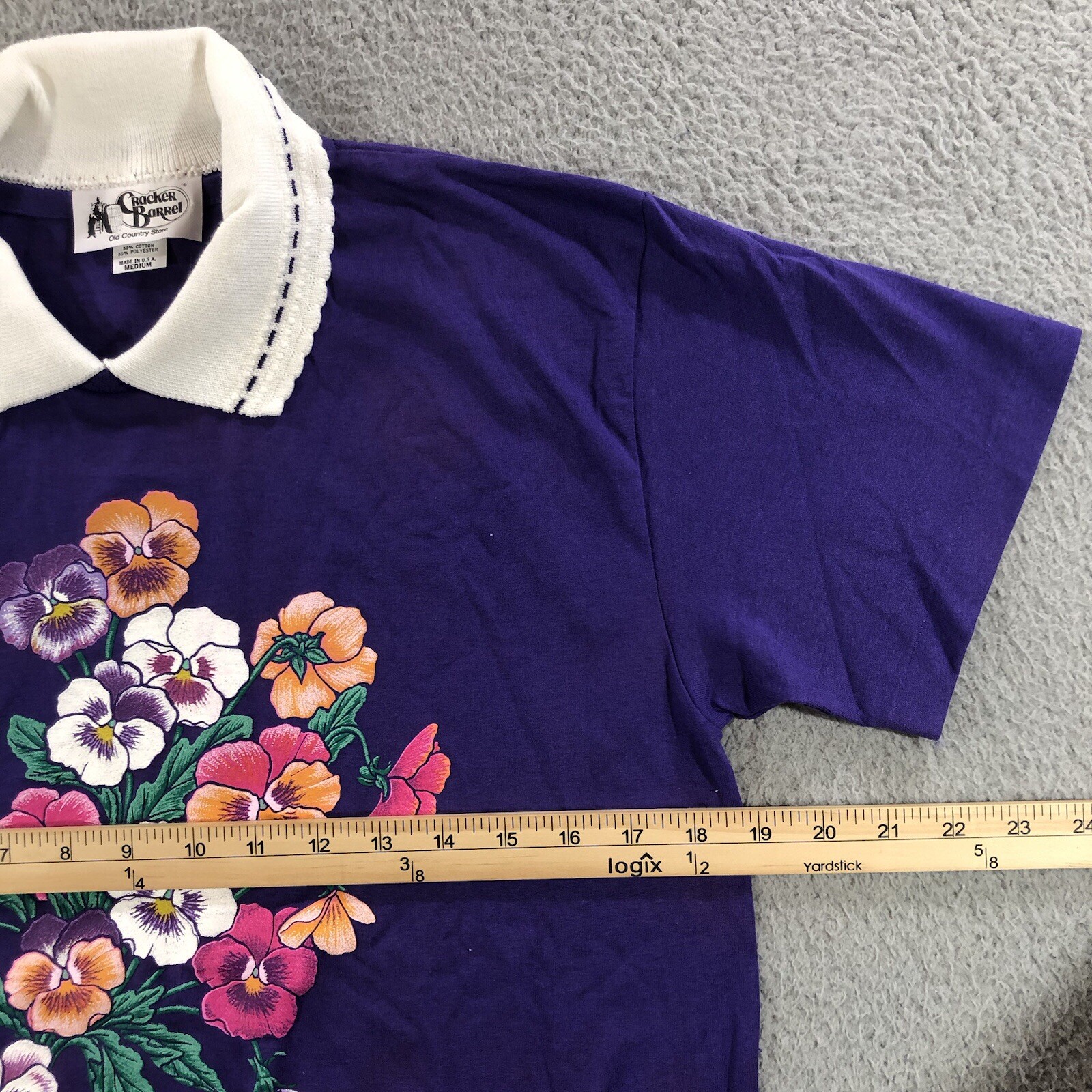 vtg Cracker Barrel T Shirt Women’s M Purple Lace Collar Pansies Flower Single