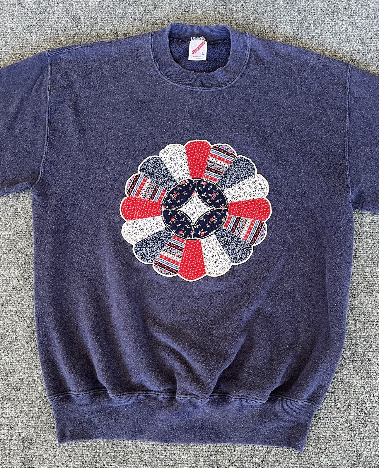 Grandmacore VTG Sweatshirt Blue Quilt Patch Cabin Large Crewneck Pullover