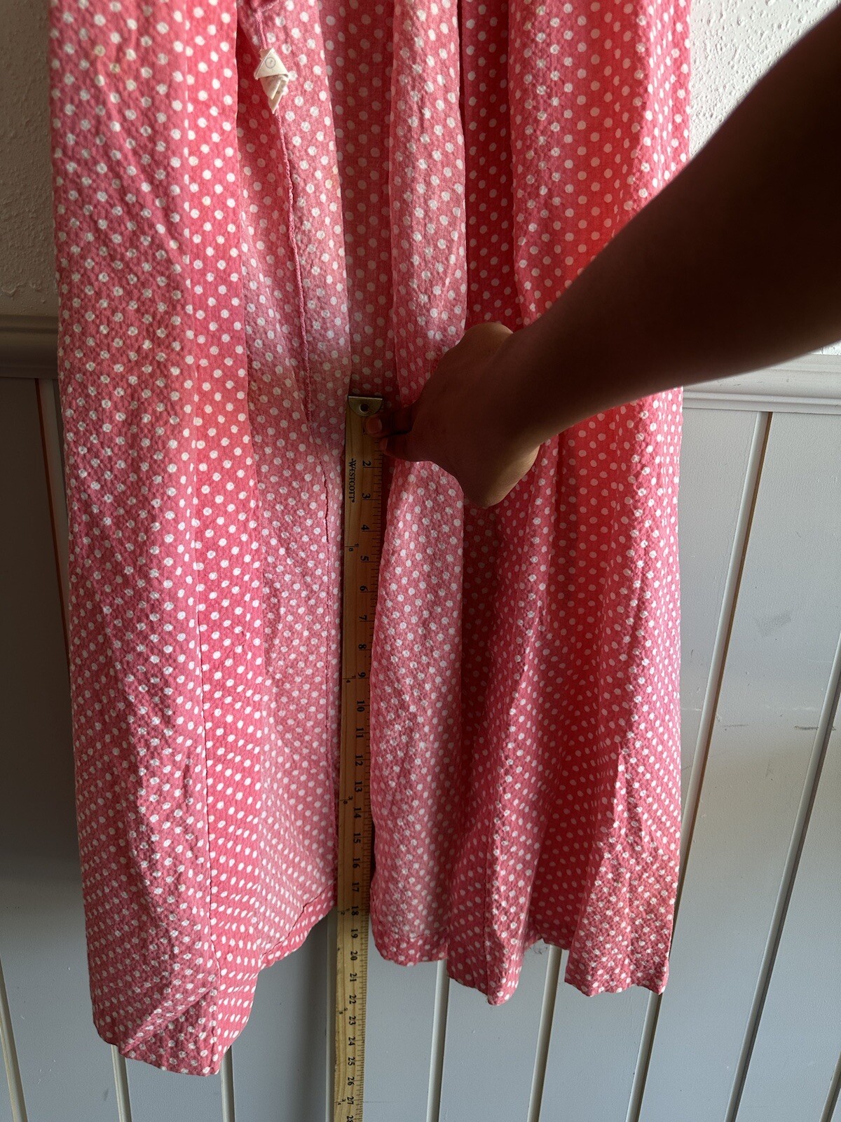 Vintage A Royal Robe Salmon Pink & White Polka Dot Pocketed Belted Robe Size M